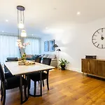 112 @ Ryedale House *